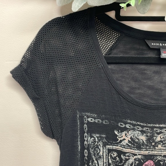 NWT Rock & Republic Black Tie Graphic Floral Rose Short Fishnet Mesh Sleeves XS - Picture 2 of 13